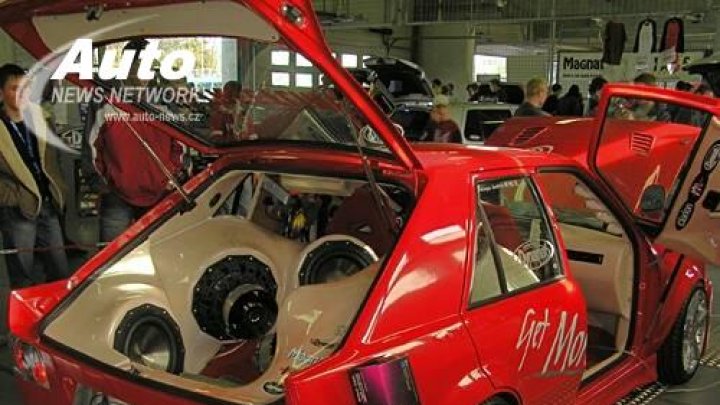 RENOCAR TUNING PODZIM 2004