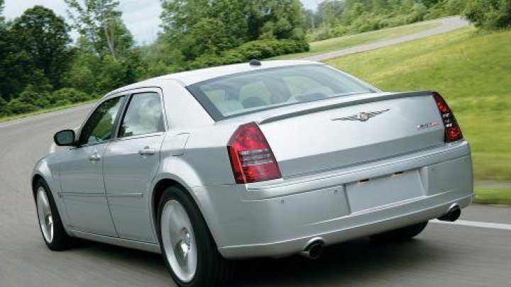 300C