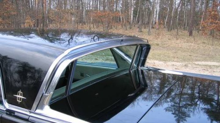 Continental Mark IV
