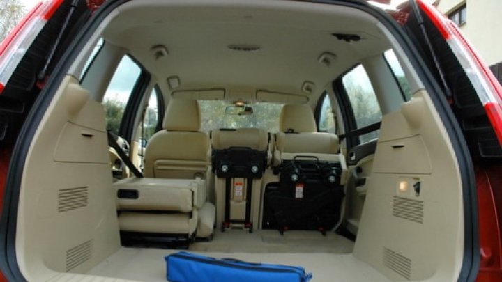 C-MAX