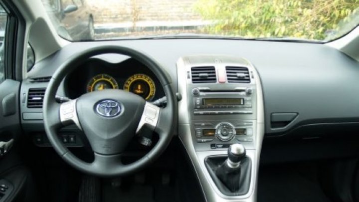 Auris