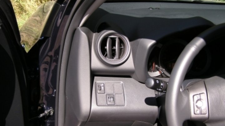 RAV4 2.0 D-4D