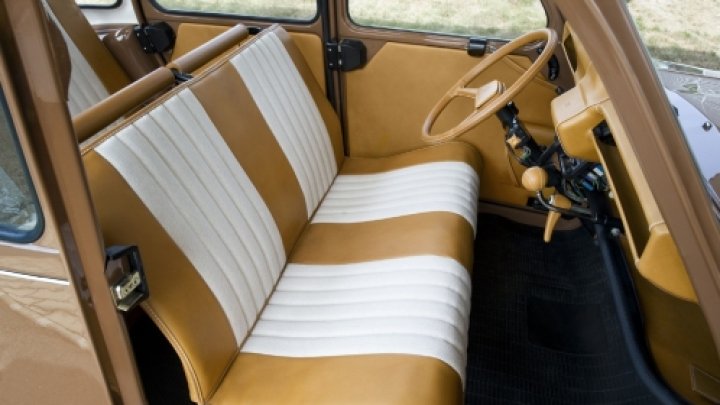 2CV6 Hermes