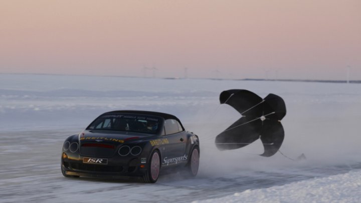 330 km/h na ledu? Žádný problém, Bentley stanovuje nový rekord.