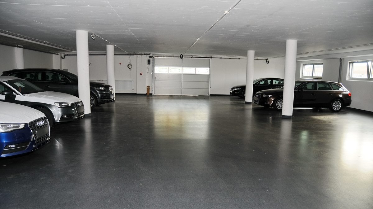 TOP CENTRUM car