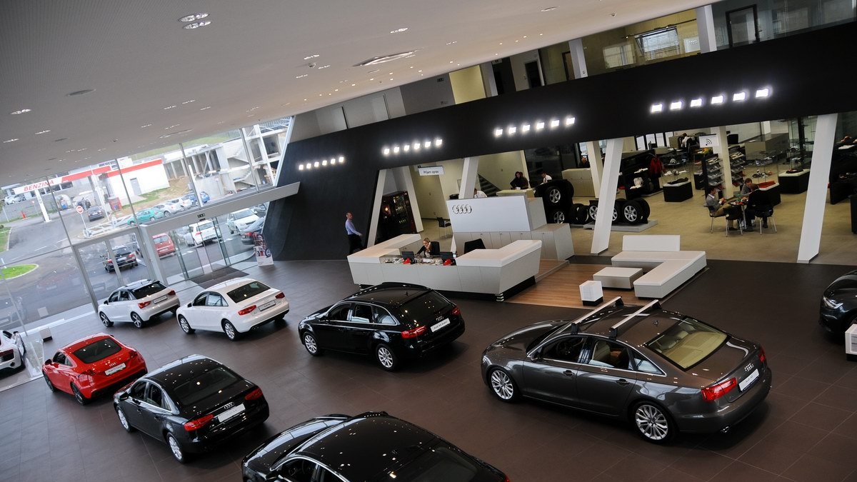 TOP CENTRUM car