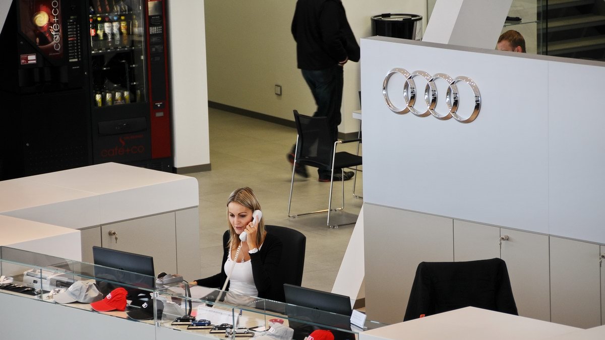 TOP CENTRUM car