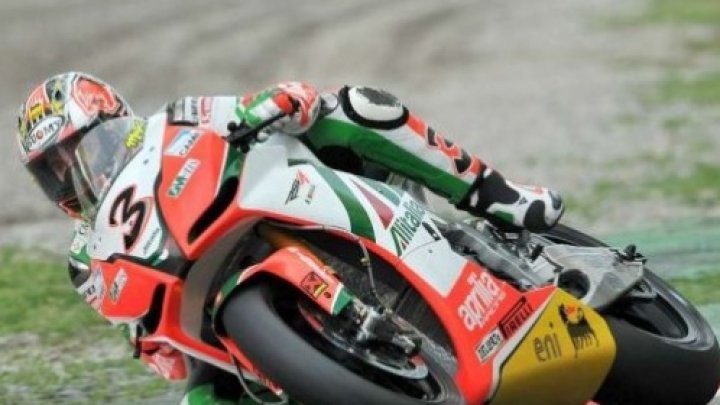Misano: Biaggi oslavil narozeniny vítězstvími