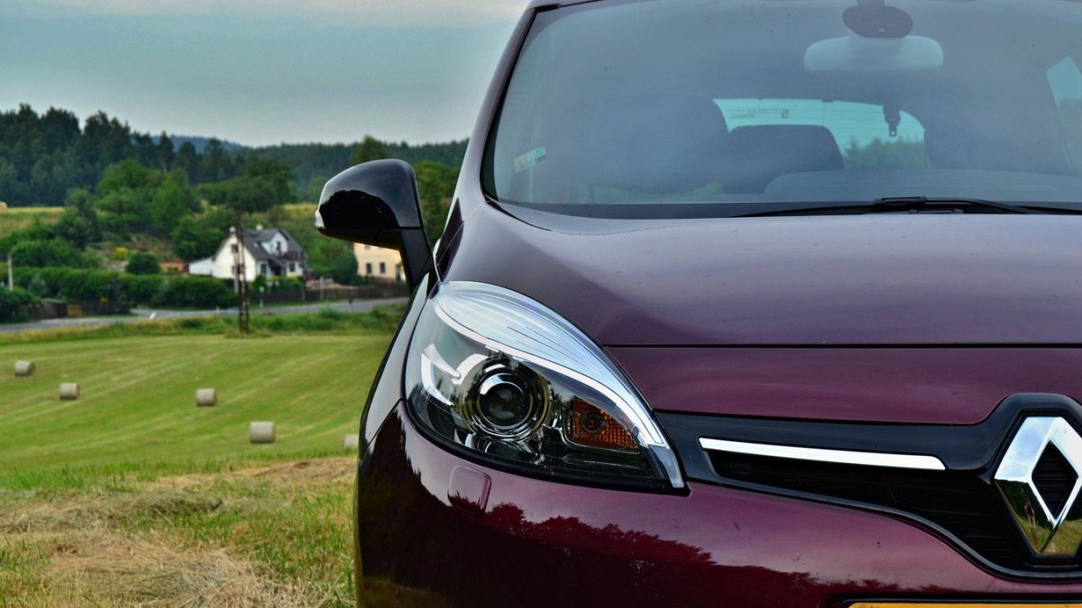 Renault Scénic 1,5 dCi EDC (2015)