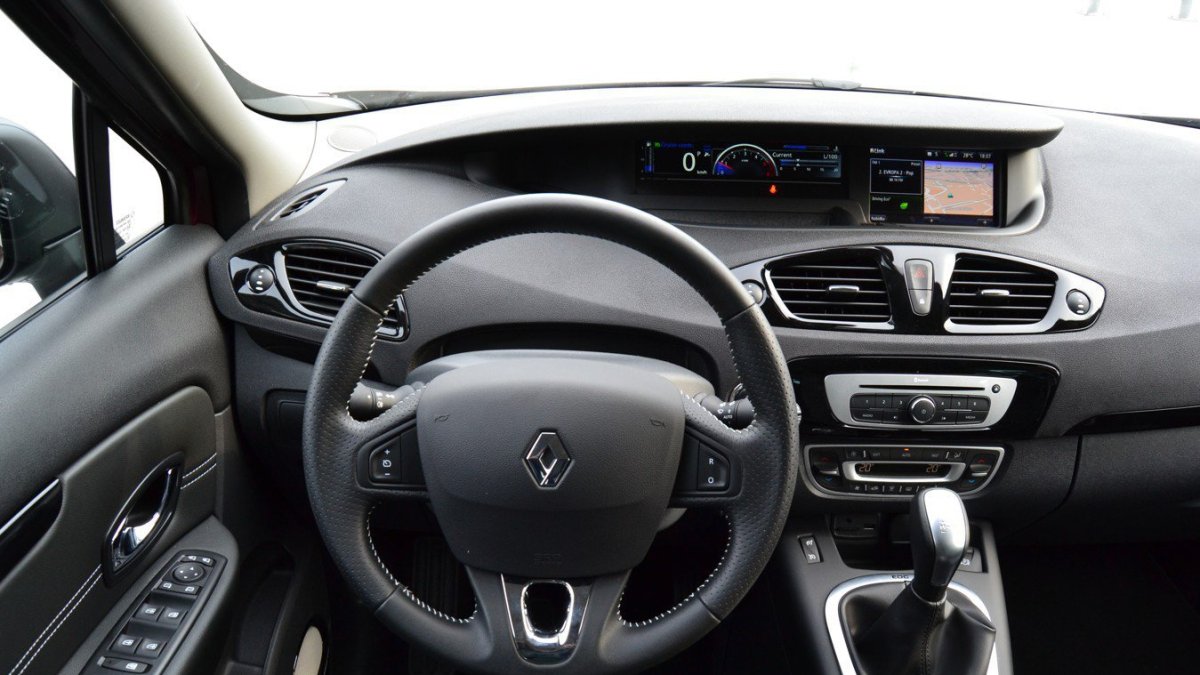 Renault Scénic 1,5 dCi EDC (2015)
