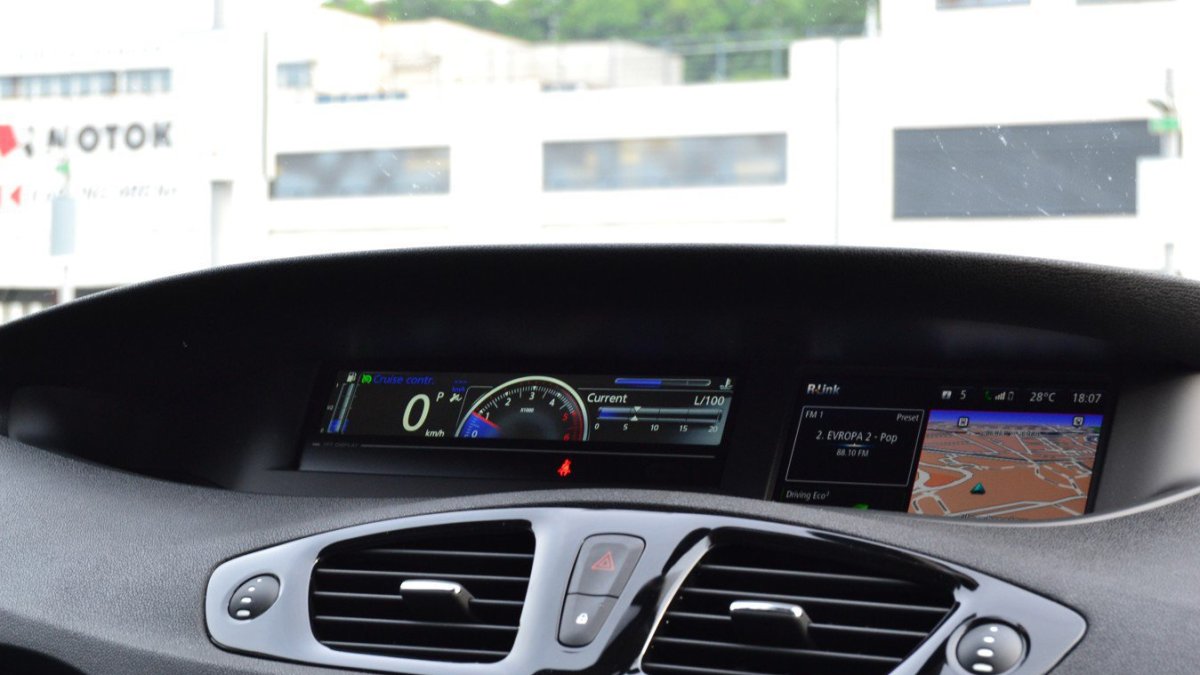 Renault Scénic 1,5 dCi EDC (2015)