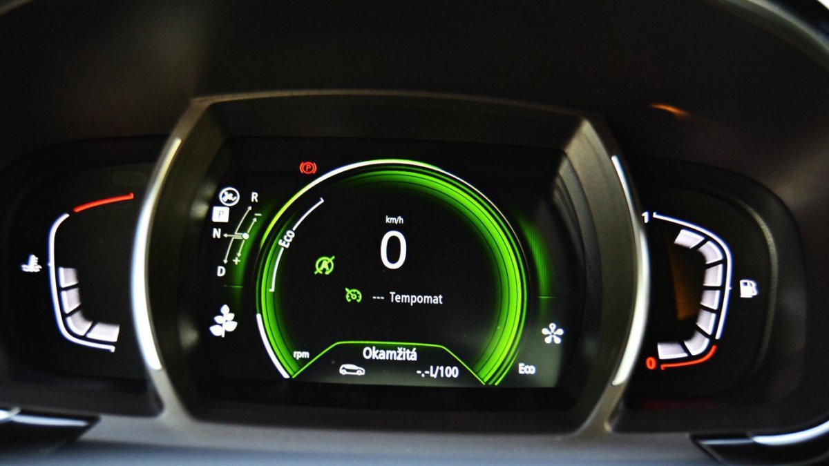 Renault Espace 1,6 TCe 147 kW (2015)