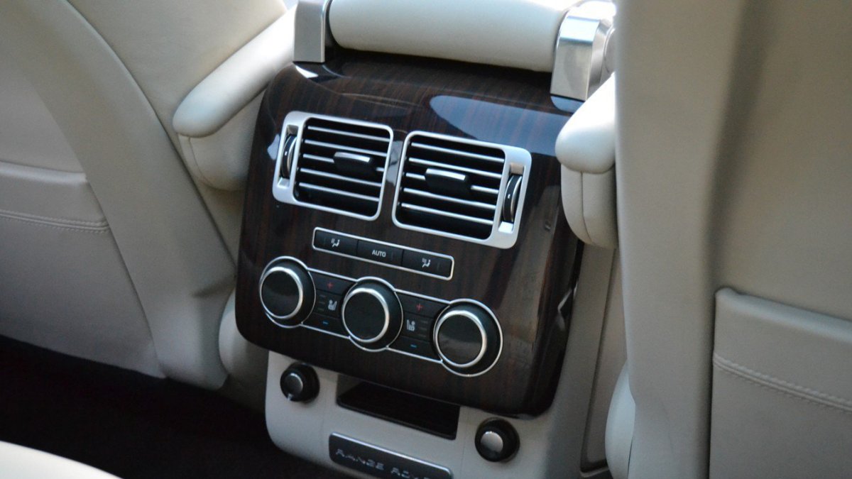 Range Rover SDV6 Hybrid 250 kW 700 Nm