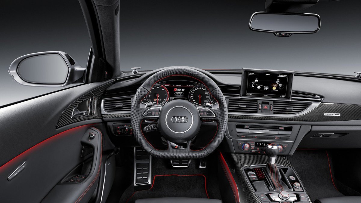 Sportovní volant i budíky, Audi RS6 Avant performance.