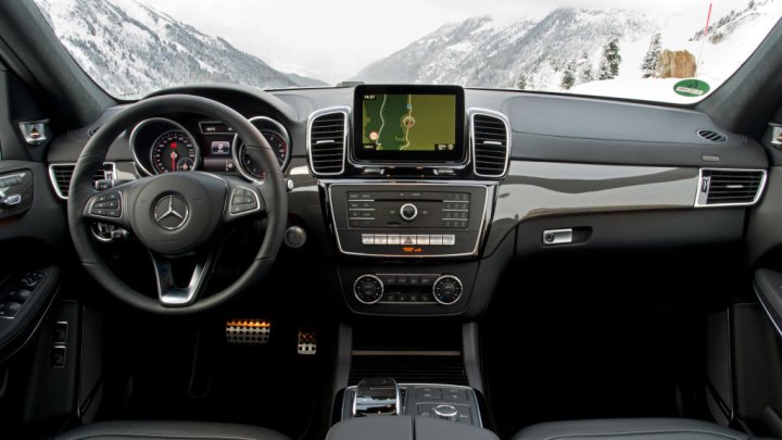 Mercedes-Benz GLS 500