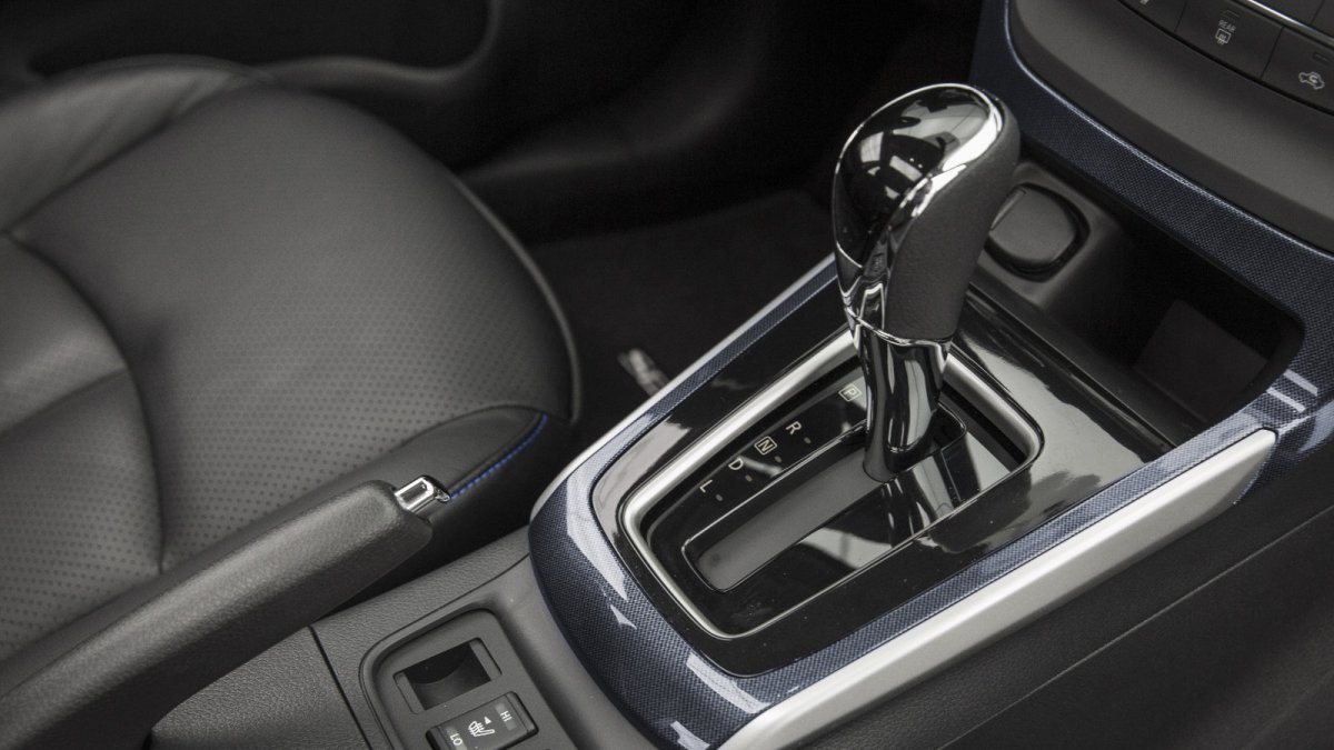 Třetí nejprodávanější Nissan v USA prošel modernizací, Nissan Sentra