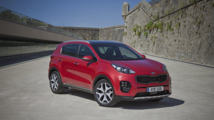 Čtvrtá Kia Sportage vstupuje na český trh s cenami od 460 tisíc.