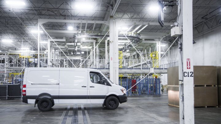 Mercedes-Benz Sprinter Worker je základním, a tedy i nejjednodušším Sprinterem v USA.