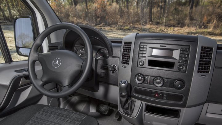 Mercedes-Benz Sprinter Worker je základním, a tedy i nejjednodušším Sprinterem v USA.