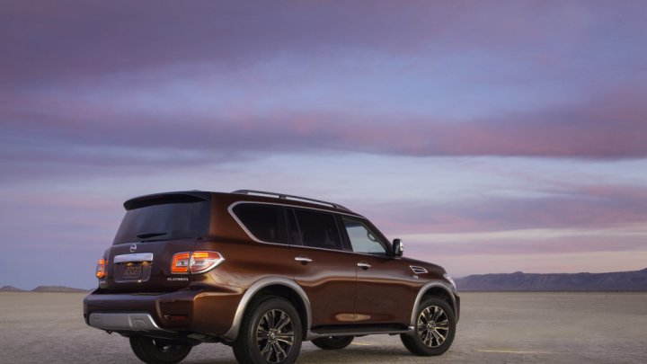 Nissan Armada je ve druhé generaci o něco delší, komfortnější i schopnější.