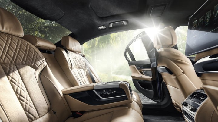 Alpina B7 Bi-Turbo přichází s výkonem 608 koní a řízením všech kol.