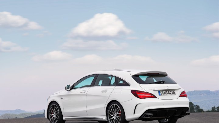Mercedes-AMG CLA 45 Shooting Brake
