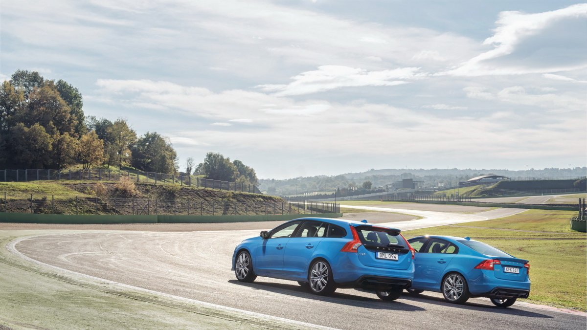 Volvo S60 &amp; V60 Polestar mají po modernizaci přeplňovaný dvoulitrový čtyřválec.