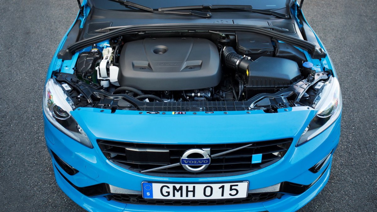 Volvo S60 &amp; V60 Polestar mají po modernizaci přeplňovaný dvoulitrový čtyřválec.
