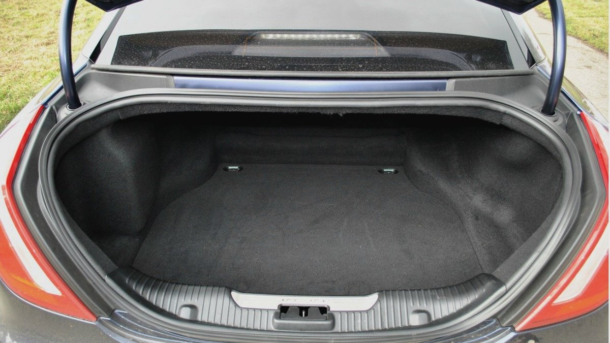 Jaguar XJ 3.0 Diesel SWB Portfolio (2016)