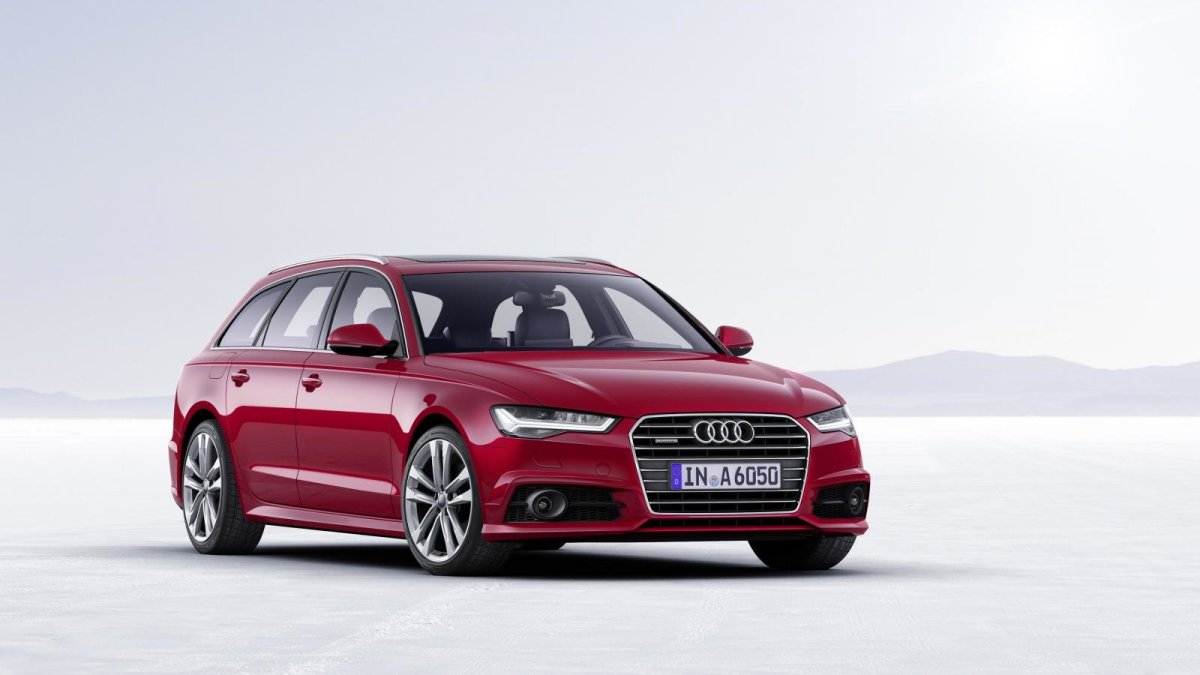 Audi A6 prošlo decentní modernizací, několik změn exteriéru doplňuje lepší interiér.
