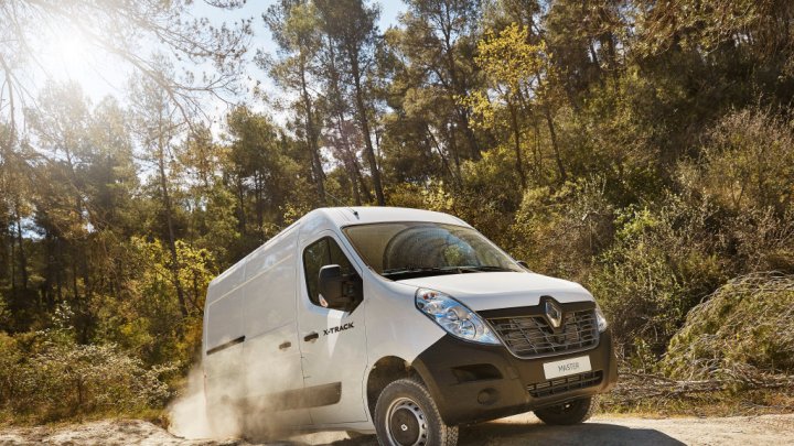 Renault Master X-Track