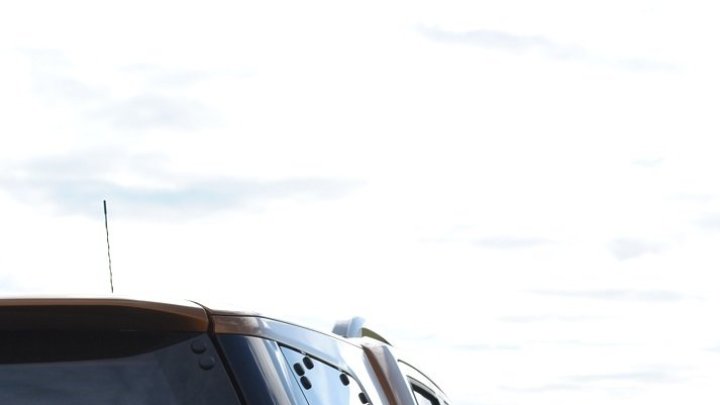 Nissan Navara Hardtop 2.3 dCi (2016)