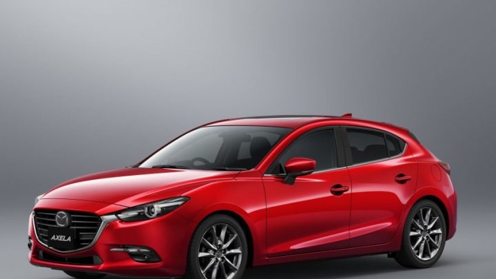 Mazda Axela prošla decentní modernizací, do prodeje jde již dnes.