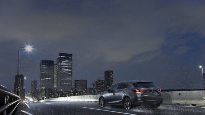 Mazda Axela prošla decentní modernizací, do prodeje jde již dnes.