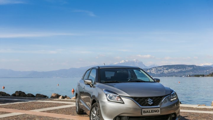Suzuki Baleno SHVS má v útrobách mild-hybridní technologii.