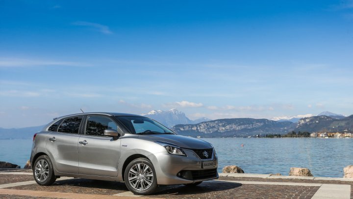 Suzuki Baleno SHVS má v útrobách mild-hybridní technologii.