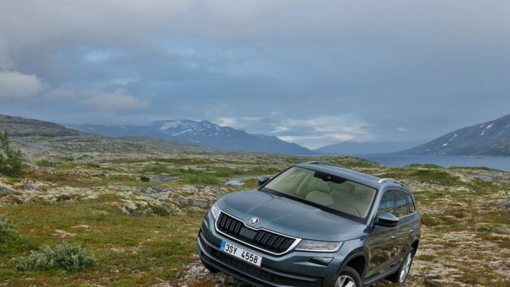 Škoda Kodiaq se představuje oficiálně, má pět motorů i několik unikátních prvků.