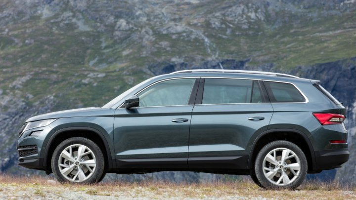Škoda Kodiaq se představuje oficiálně, má pět motorů i několik unikátních prvků.