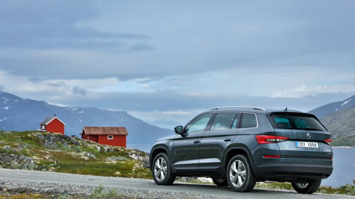 Škoda Kodiaq se představuje oficiálně, má pět motorů i několik unikátních prvků.