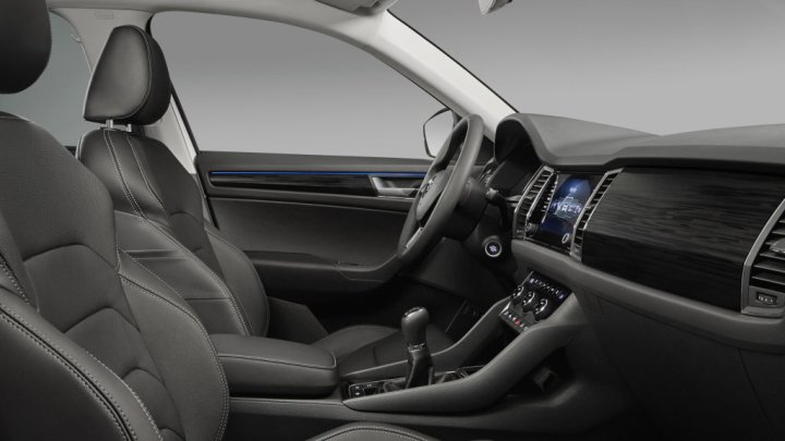 Škoda Kodiaq se představuje oficiálně, má pět motorů i několik unikátních prvků.