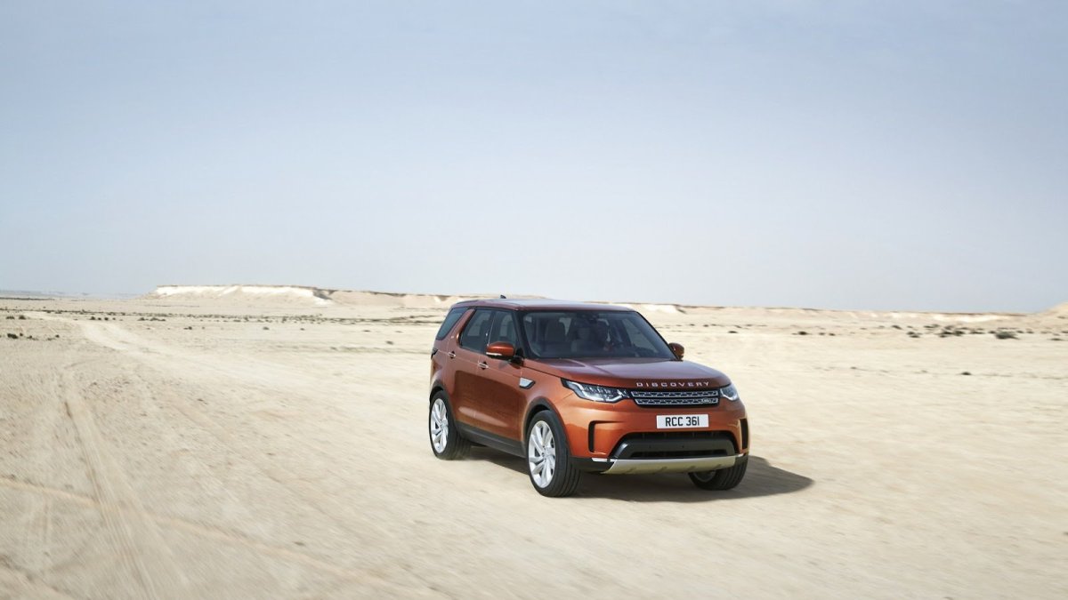 Land Rover Discovery přichází v páté generaci, která větší než doposud.