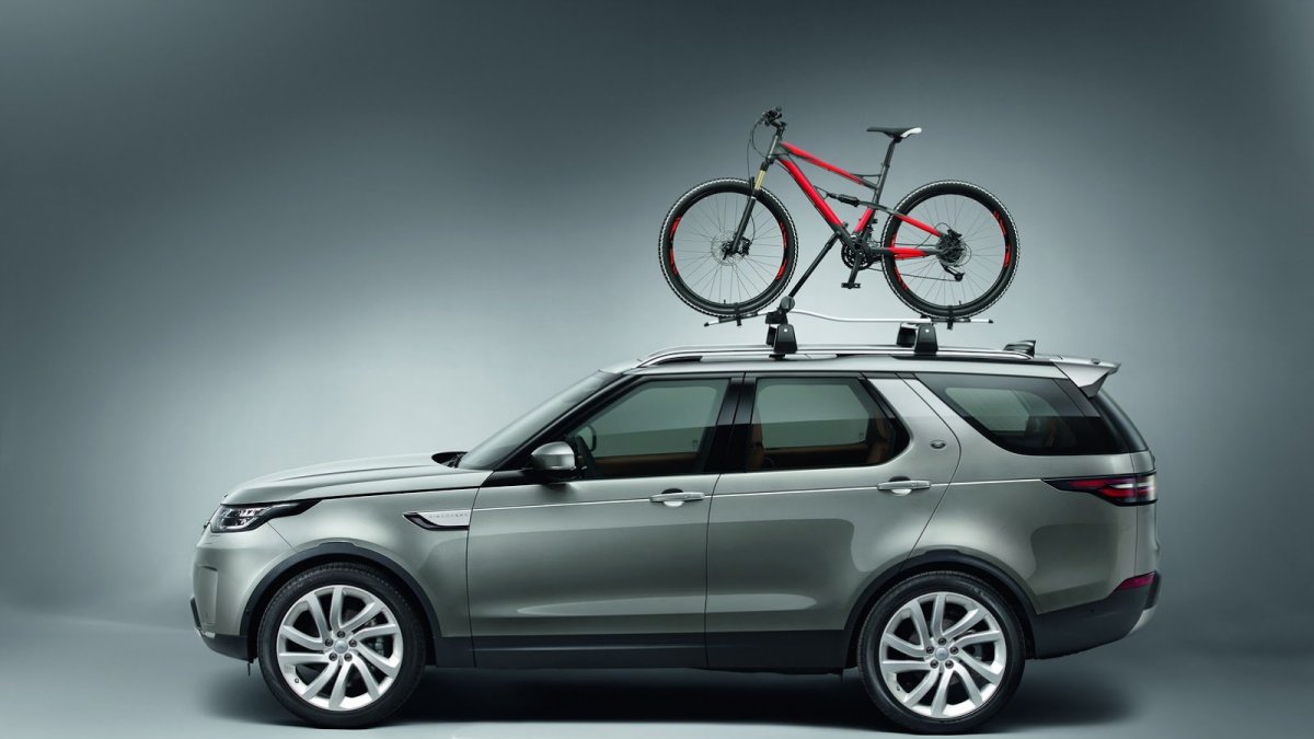 Land Rover Discovery přichází v páté generaci, která větší než doposud.