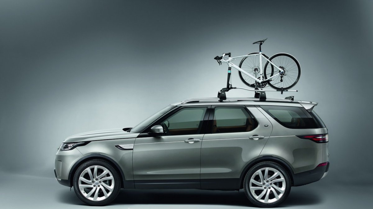 Land Rover Discovery přichází v páté generaci, která větší než doposud.