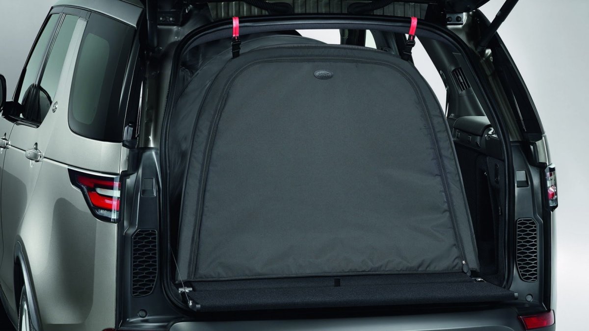 Land Rover Discovery přichází v páté generaci, která větší než doposud.