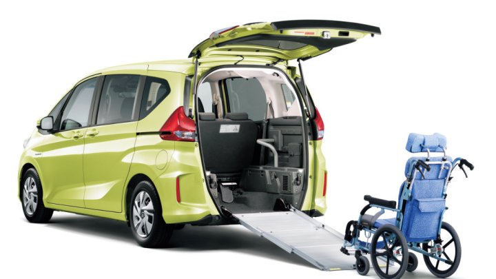 Honda Freed+ Hybrid