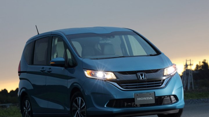Honda Freed+ Hybrid