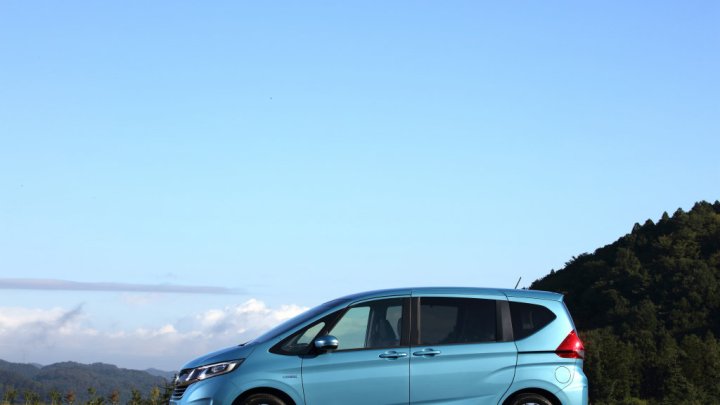 Honda Freed+ Hybrid