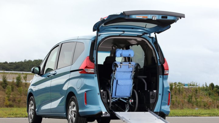 Honda Freed+ Hybrid