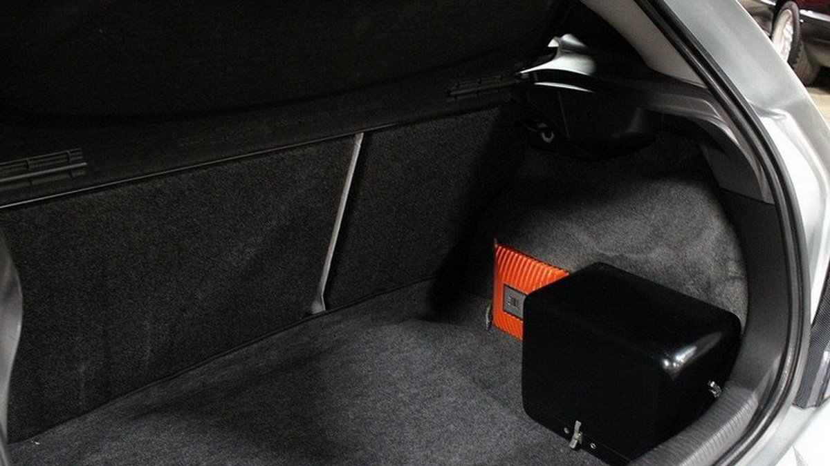 Na prodej je unikátní Ford Focus FR200, a to hned ve dvou kusech!