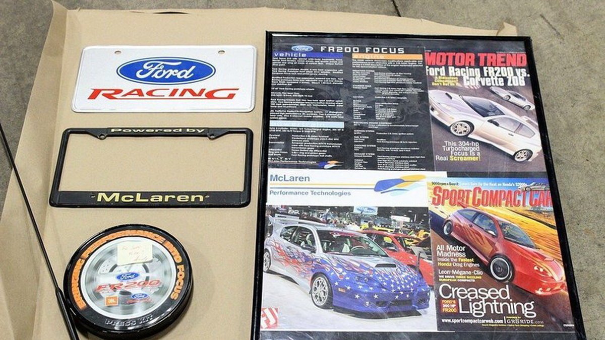 Na prodej je unikátní Ford Focus FR200, a to hned ve dvou kusech!